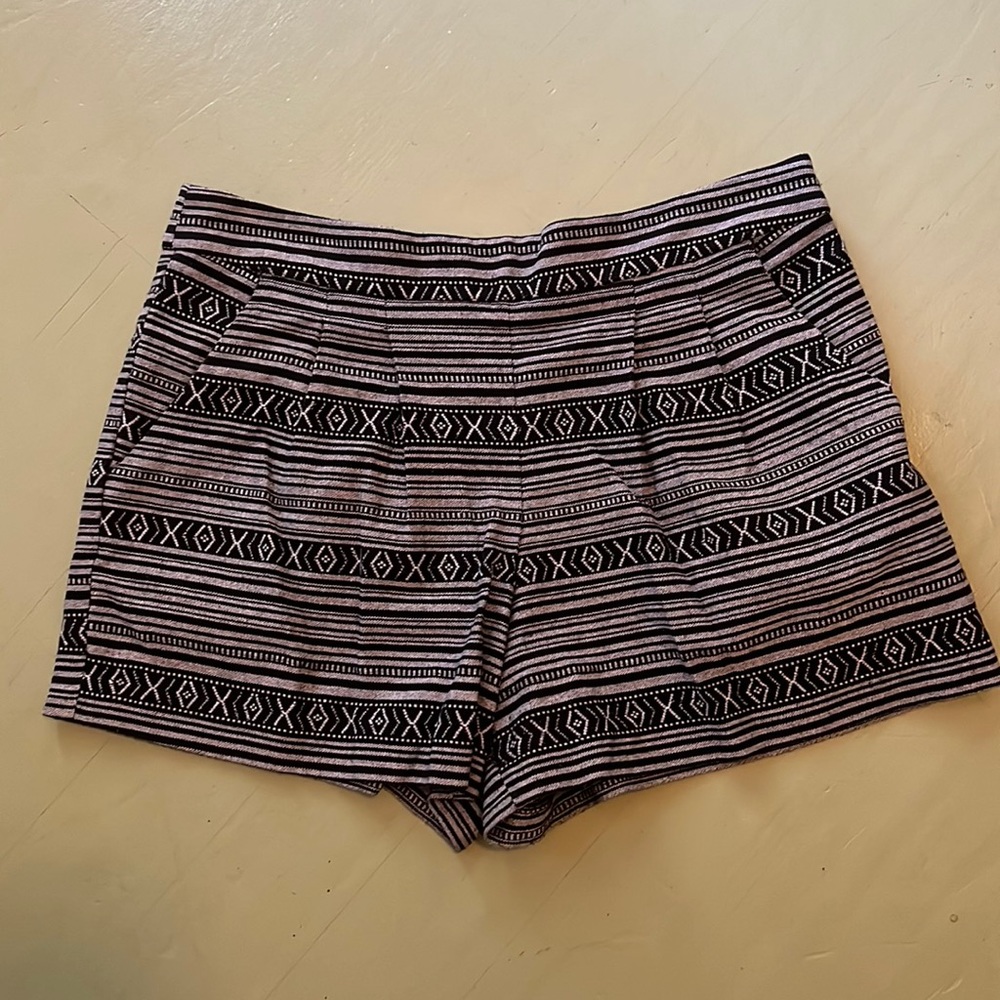 A. BYER Juniors Black and Grey Print Shorts